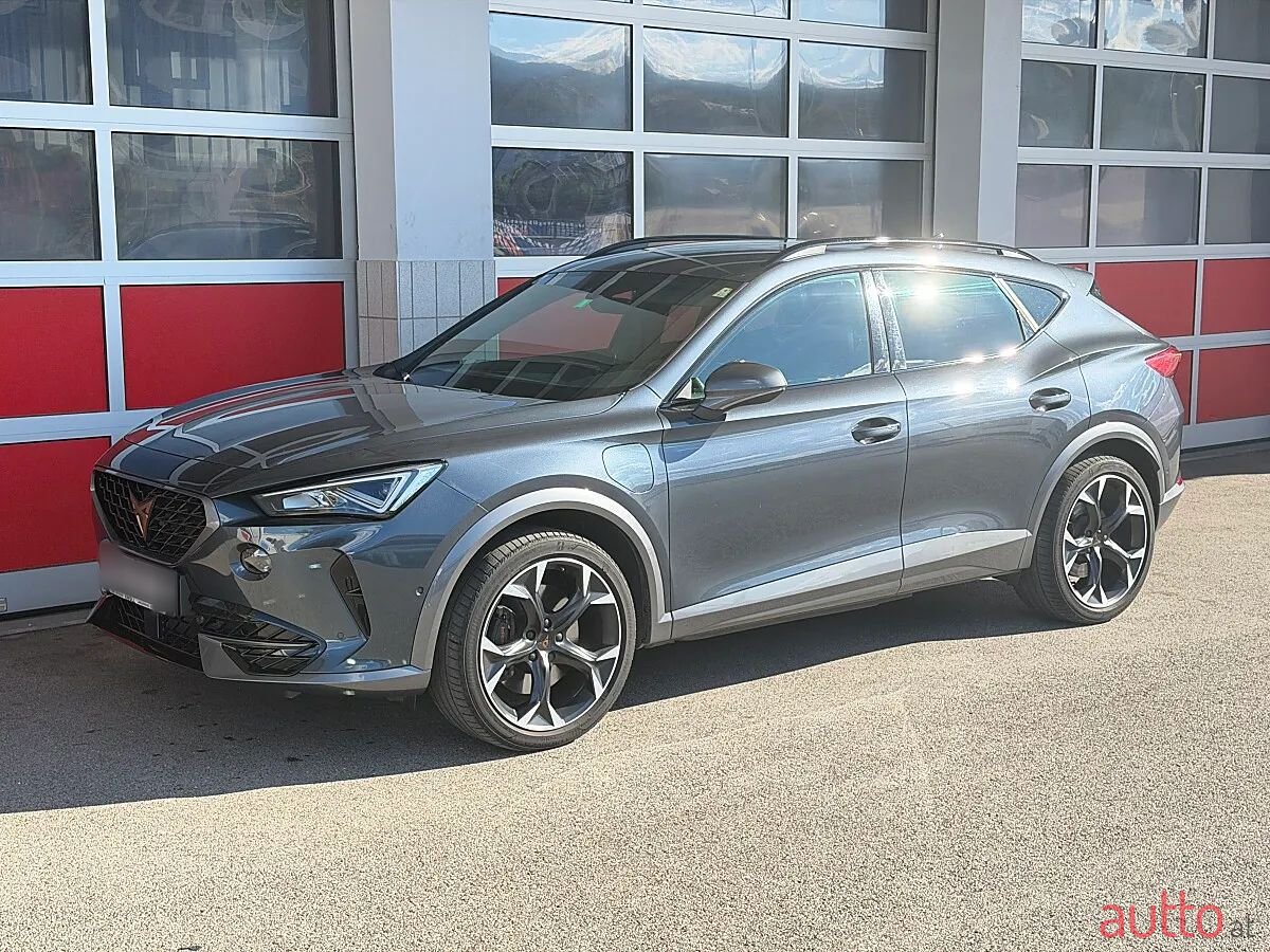 2022' Cupra Formentor photo #2