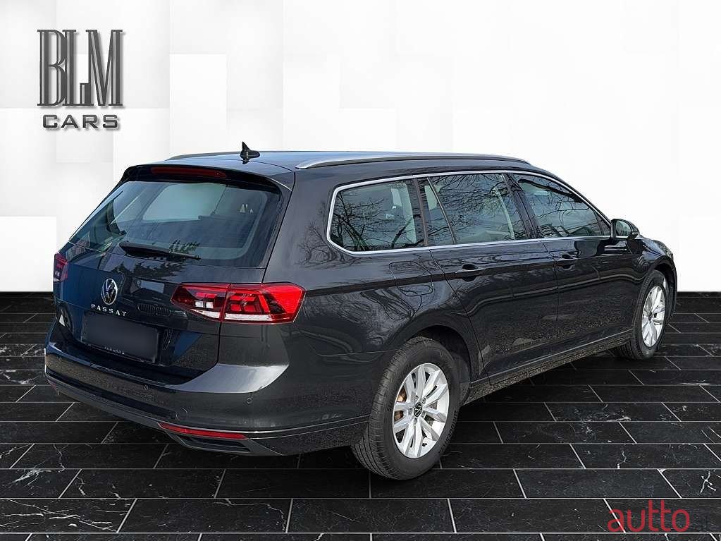 2020' Volkswagen Passat photo #6
