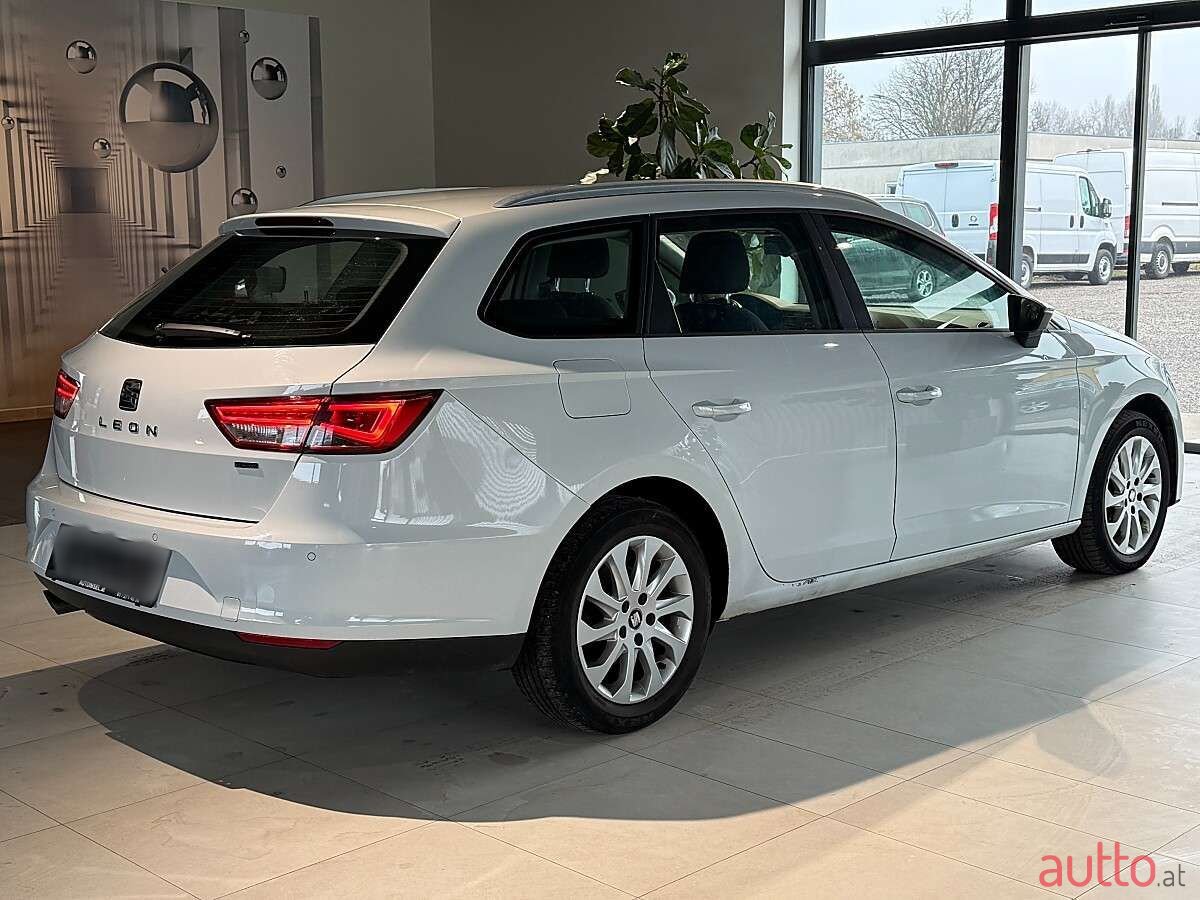 2015' SEAT Leon photo #3