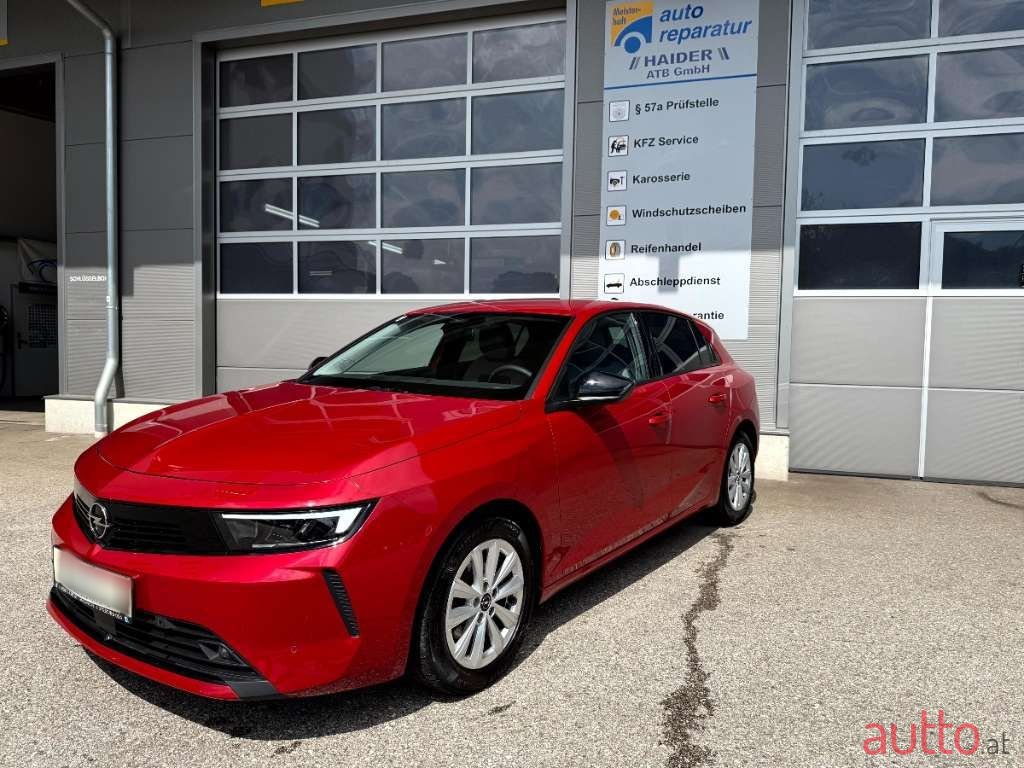 2023' Opel Astra photo #4
