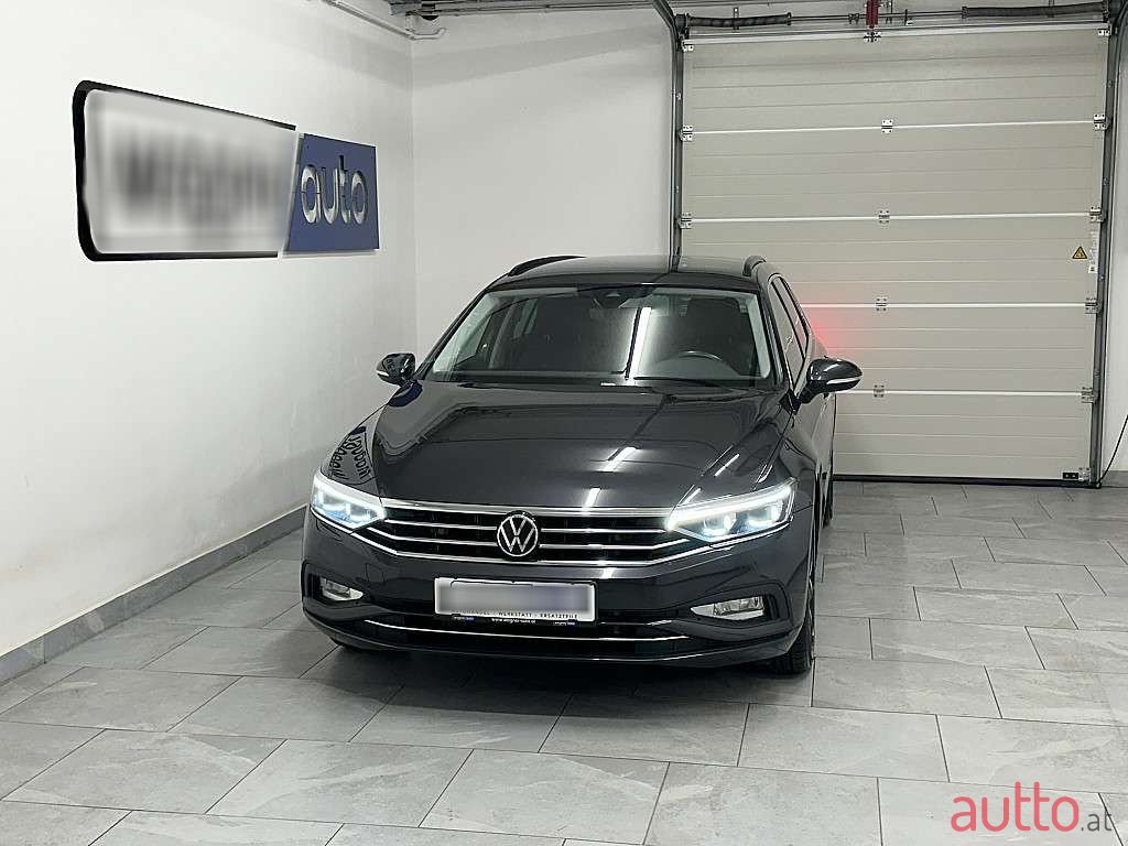 2021' Volkswagen Passat photo #1