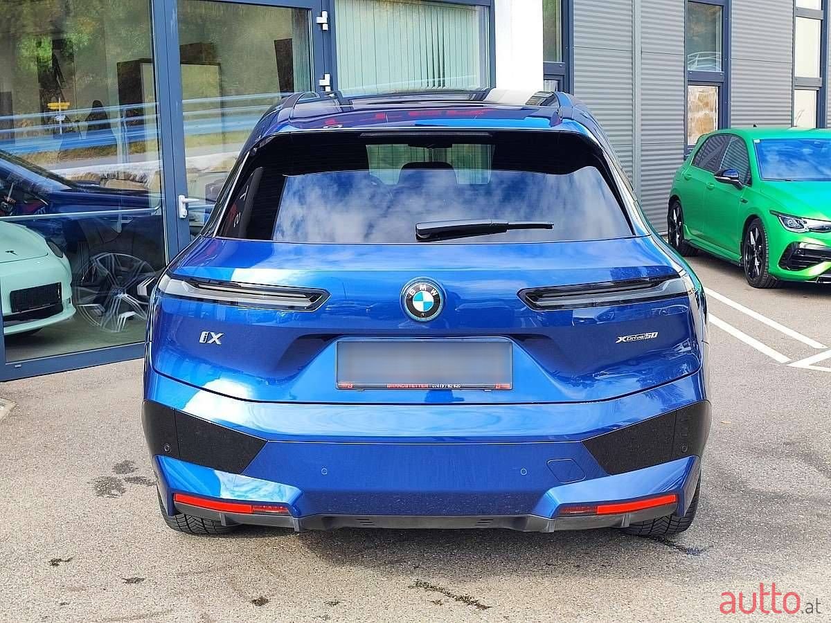 2023' BMW iX photo #5