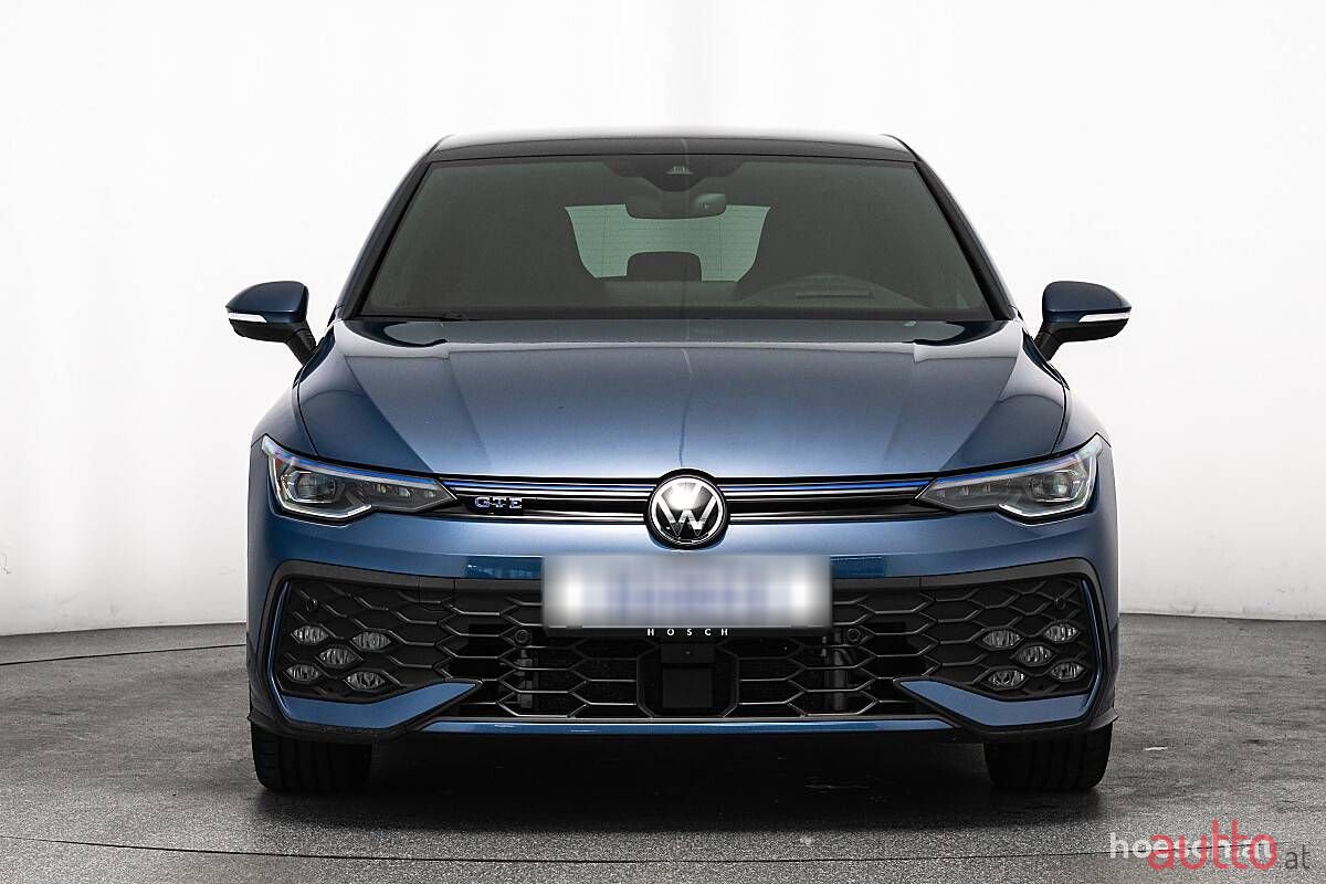 2024' Volkswagen Golf photo #2