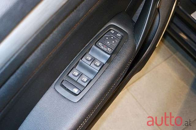 2018' Renault Megane photo #5