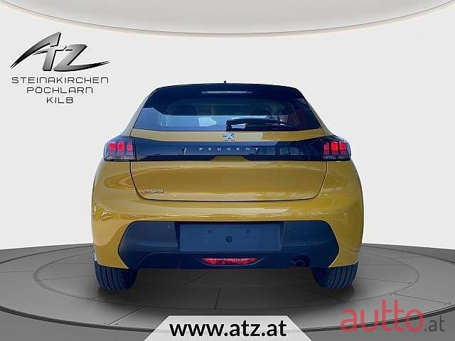 2022' Peugeot 208 photo #4