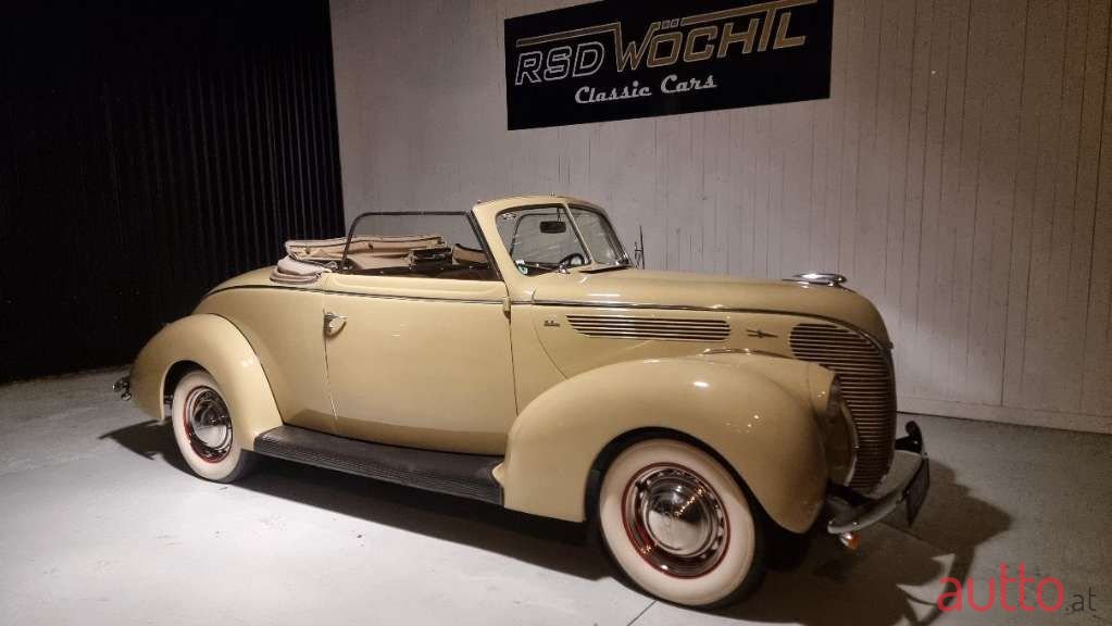 1938' Ford De Luxe photo #1