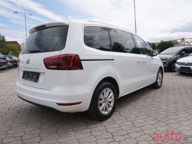 2020' SEAT Alhambra photo #4
