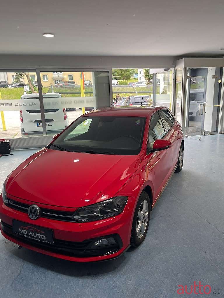 2018' Volkswagen Polo photo #2