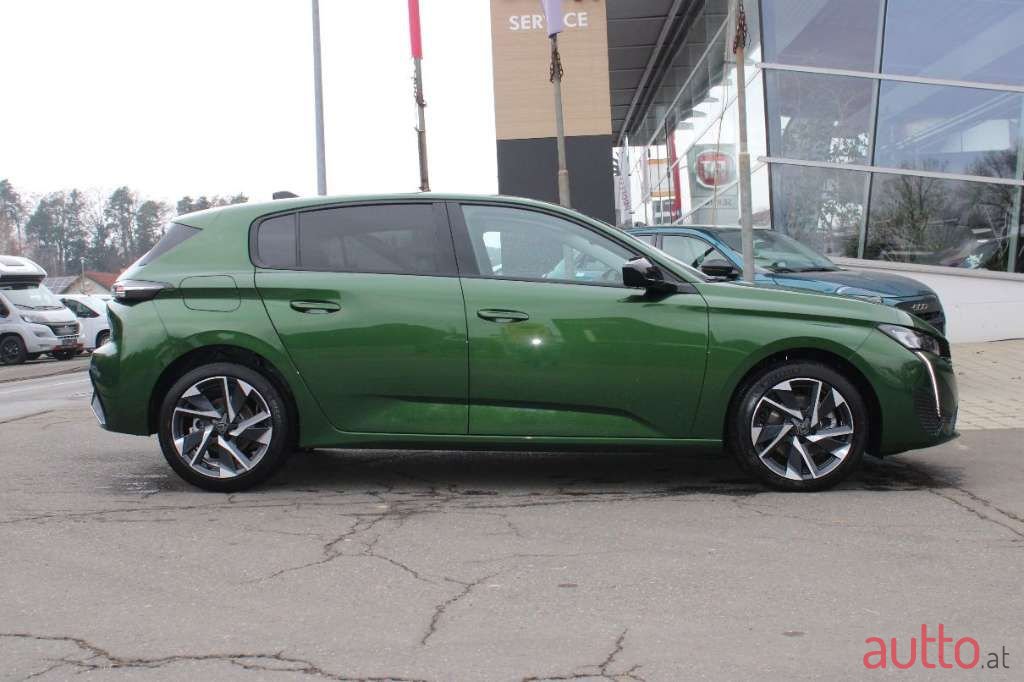 2024' Peugeot 308 photo #3