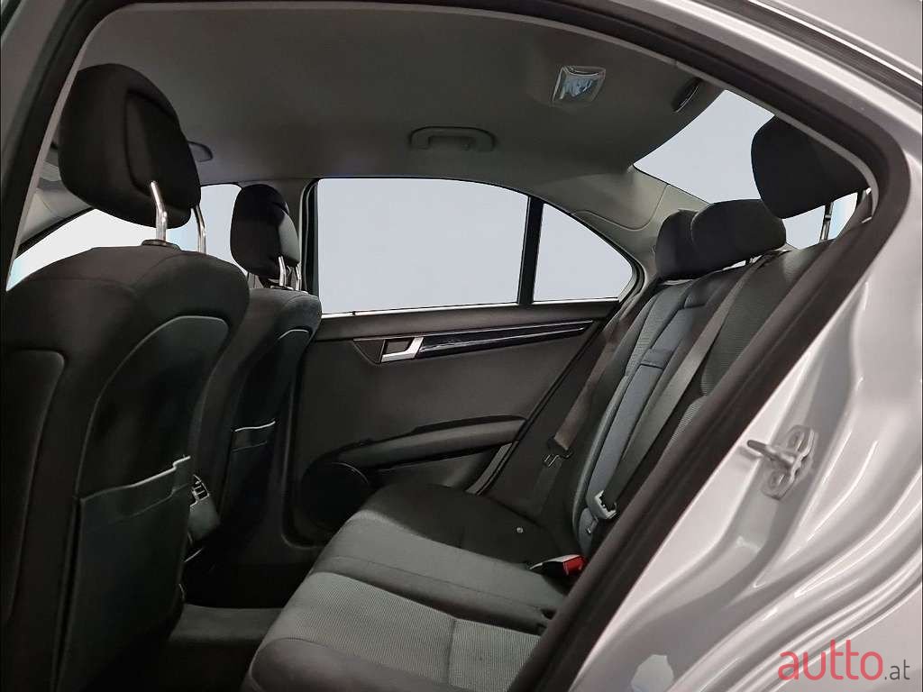 2013' Mercedes-Benz C-Klasse photo #6