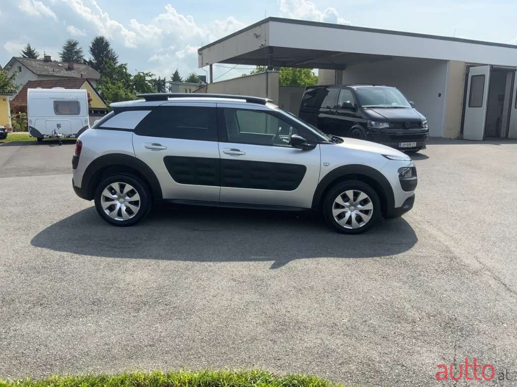 2016' Citroen C4 Cactus photo #4