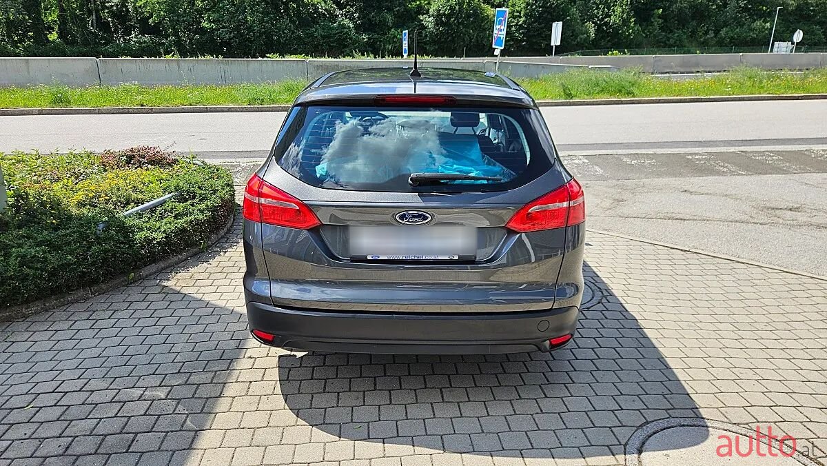 2018' Ford Focus photo #6