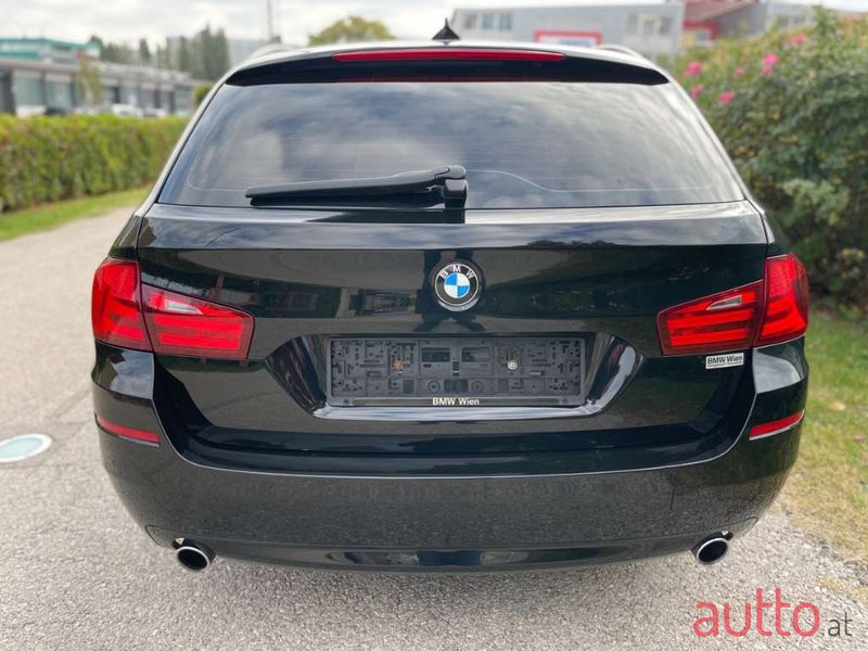2013' BMW 5Er-Reihe photo #4