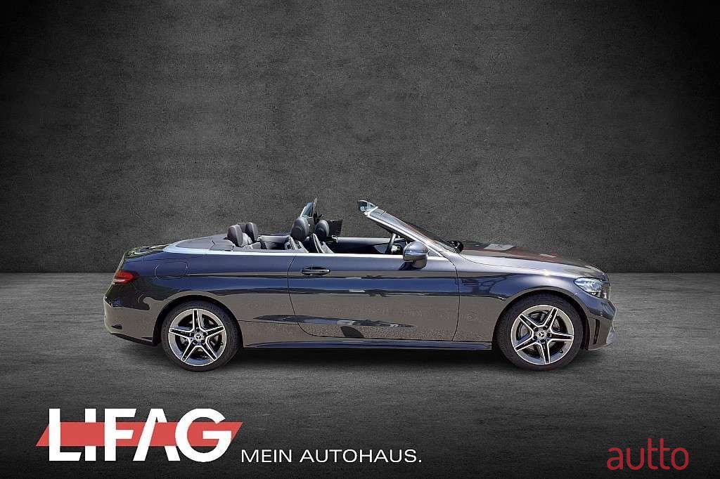 2021' Mercedes-Benz C-Klasse photo #4