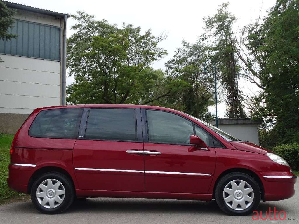 2008' Peugeot 807 photo #6