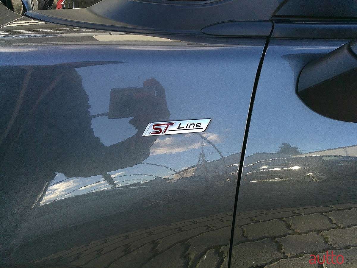 2021' Ford Puma photo #2