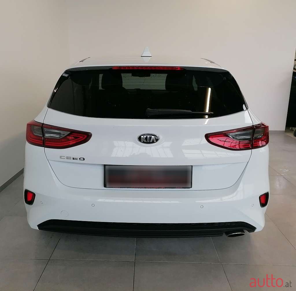 2019' Kia Ceed photo #5