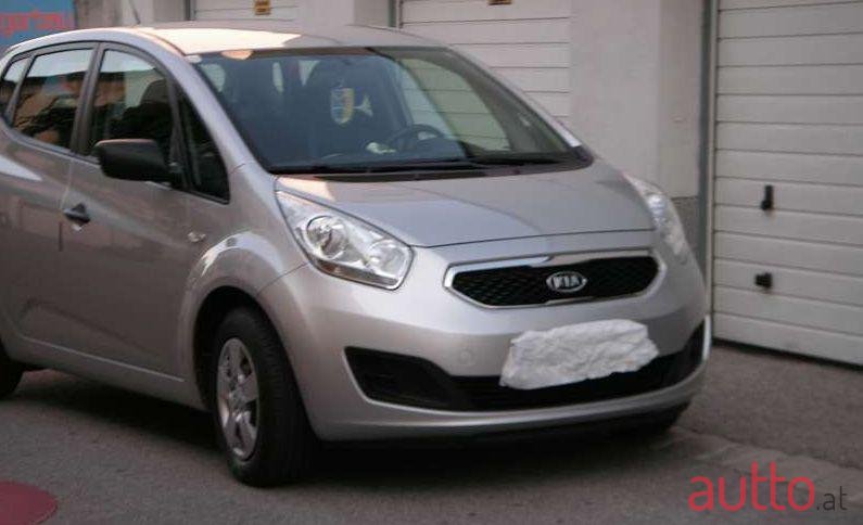 2012' Kia Venga photo #1