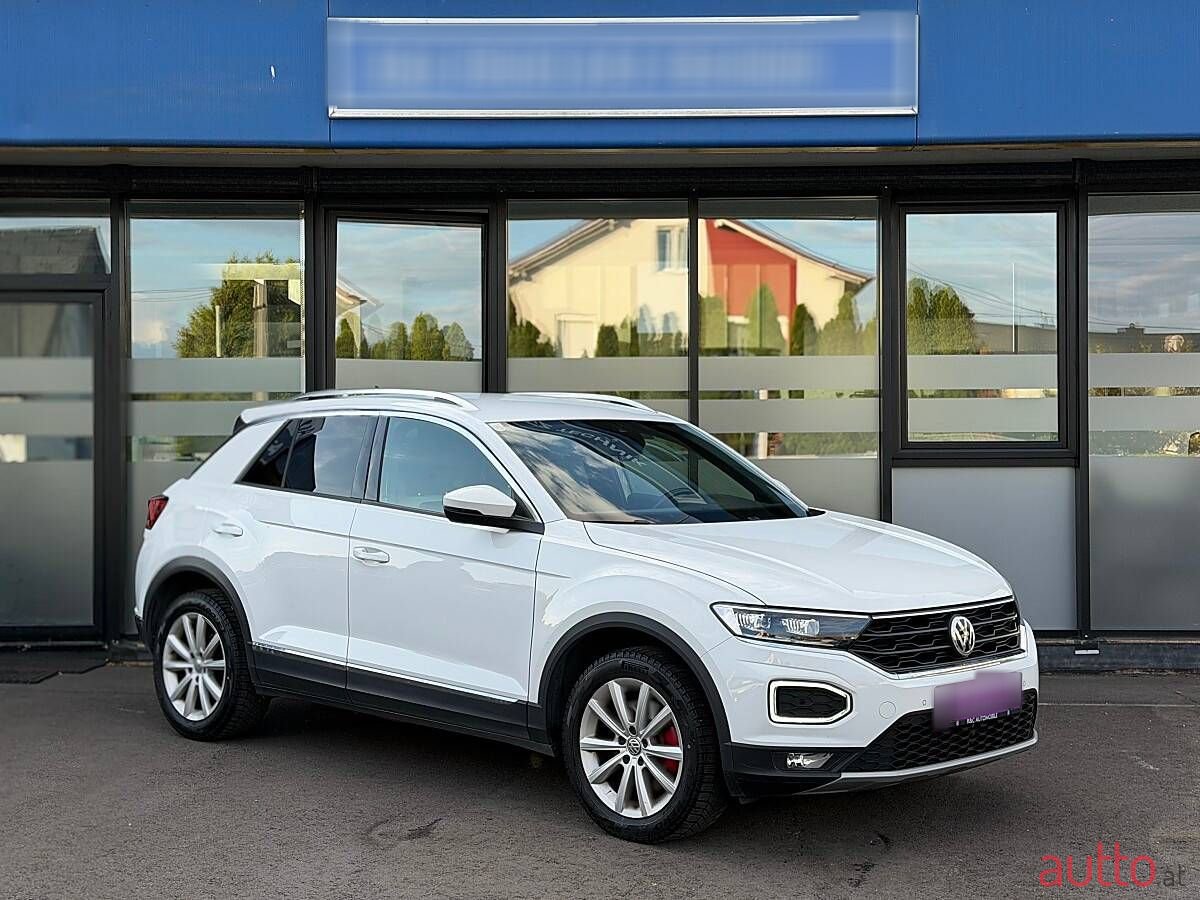 2018' Volkswagen T-Roc photo #1
