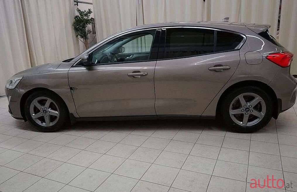 2018' Ford Focus photo #3