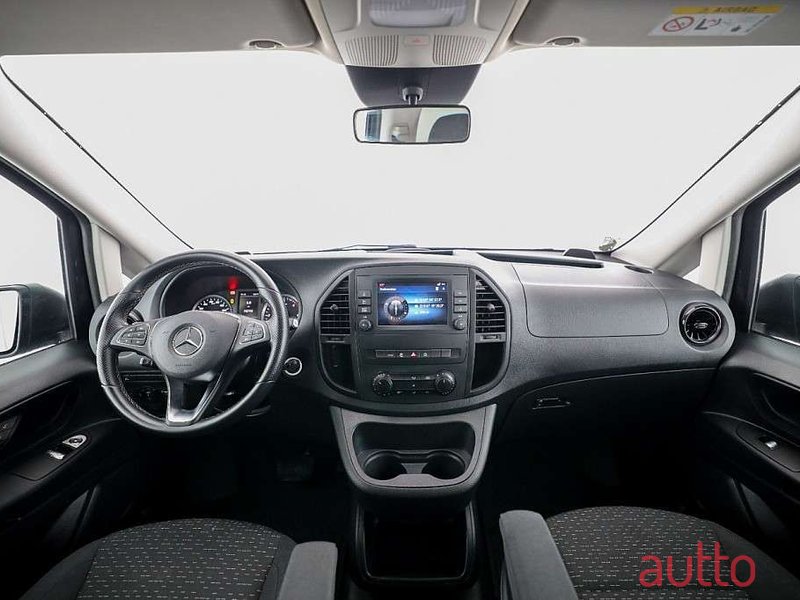 2022' Mercedes-Benz Vito photo #2