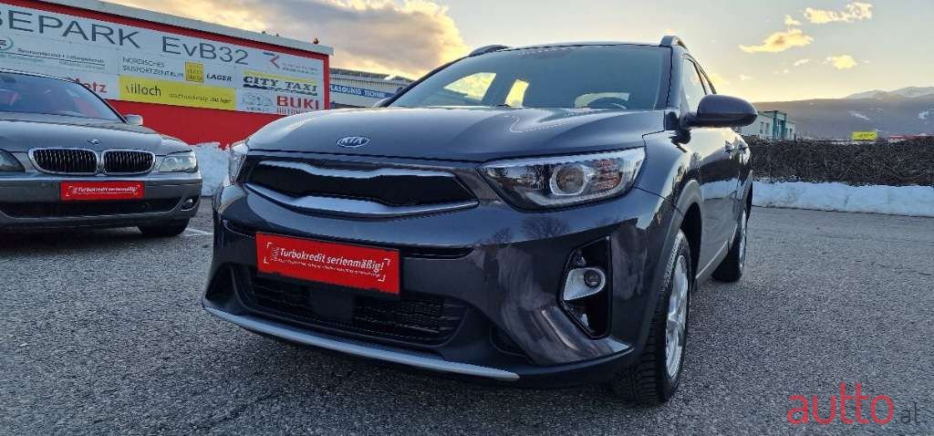 2018' Kia Stonic photo #2