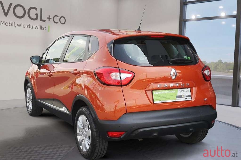 2011' Renault Captur photo #3