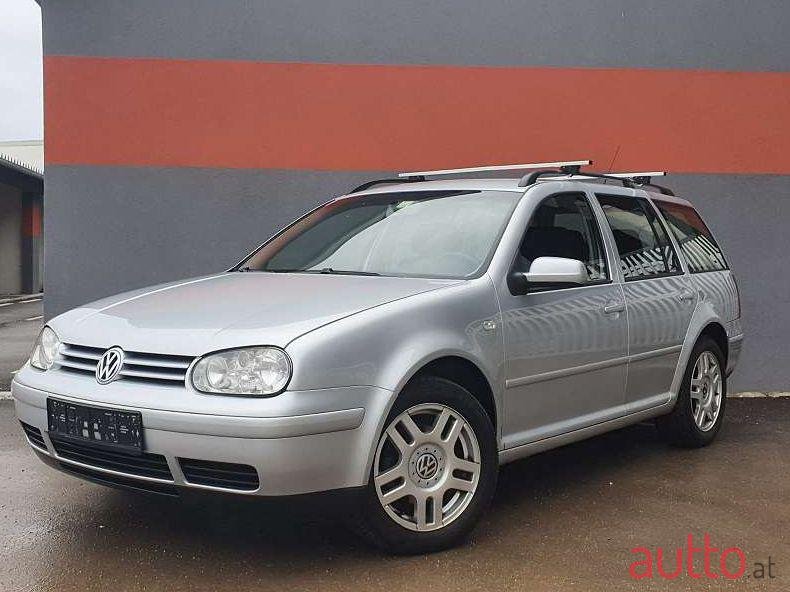 2005' Volkswagen Golf photo #1
