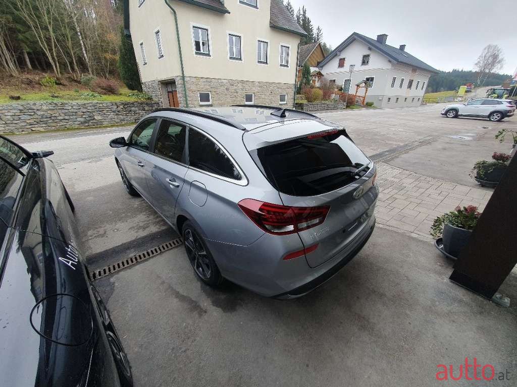 2024' Hyundai i30 photo #3