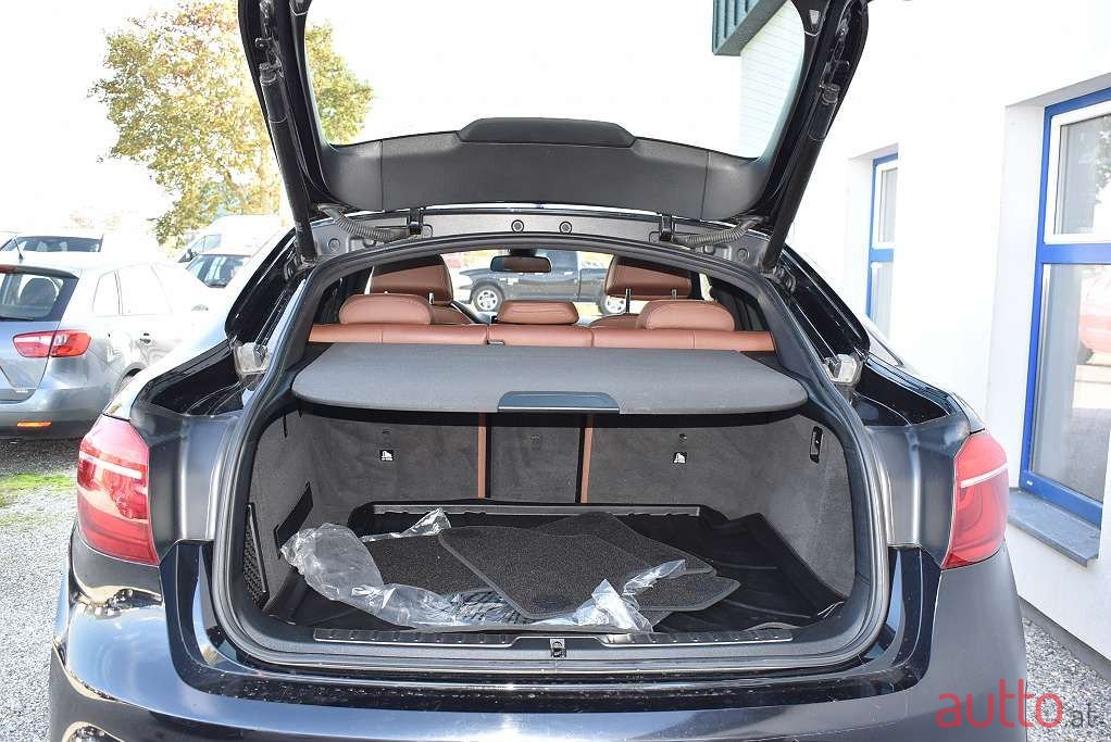 2018' BMW X6 photo #5