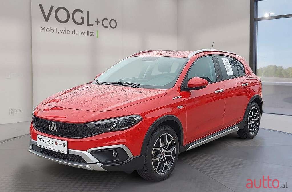 2022' Fiat Tipo photo #1