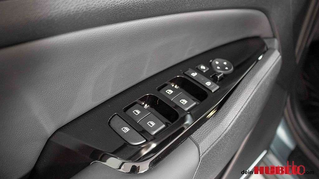 2023' Kia Sportage photo #6