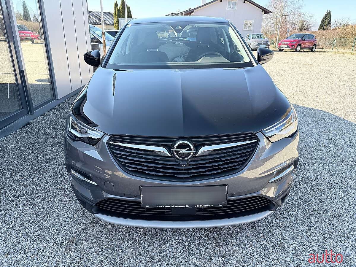 2021' Opel Grandland X photo #2