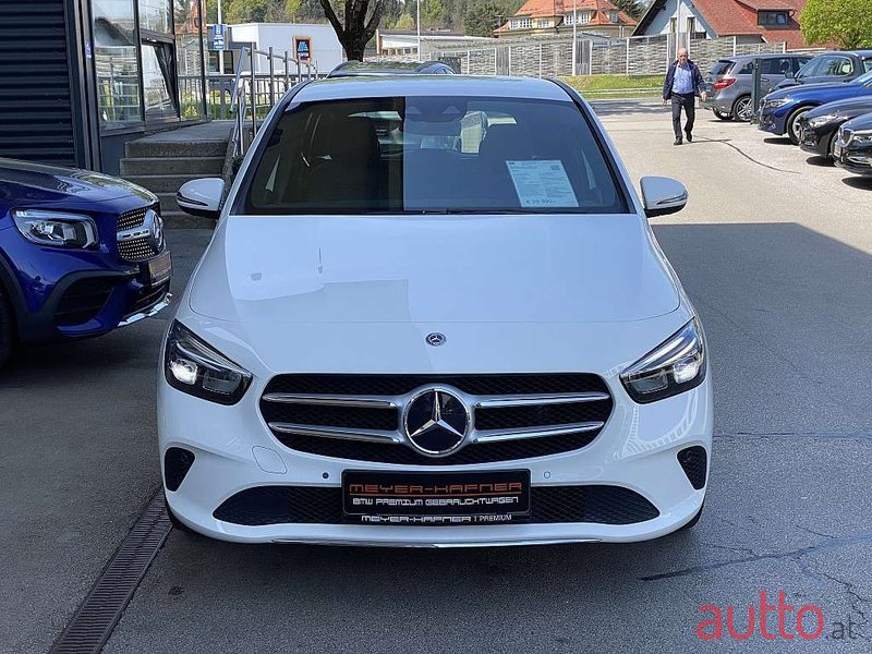 2019' Mercedes-Benz B-Klasse photo #2