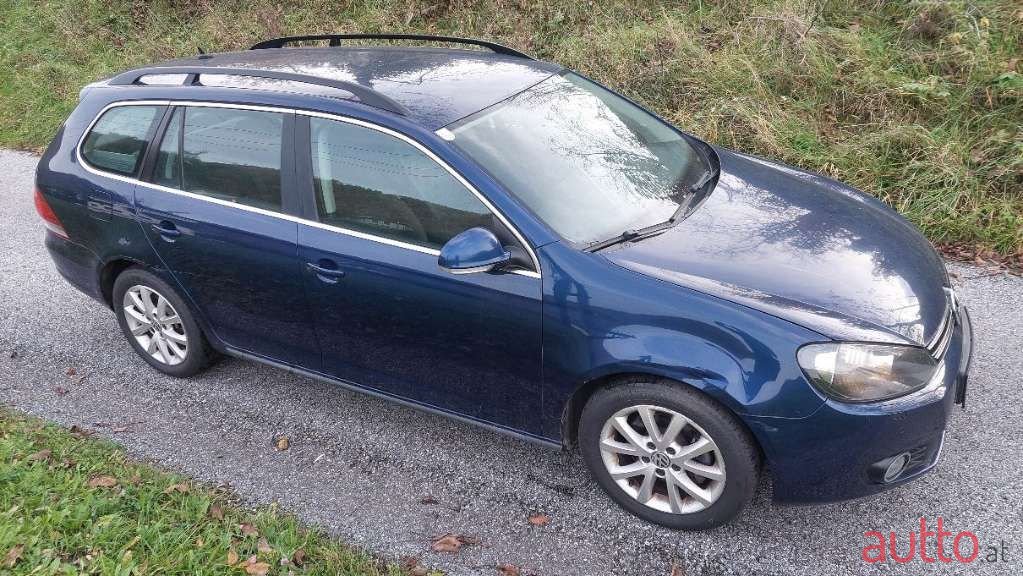 2013' Volkswagen Golf photo #1