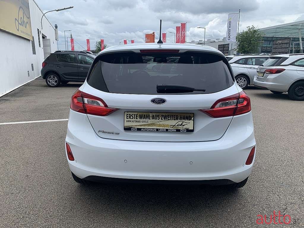 2017' Ford Fiesta photo #4