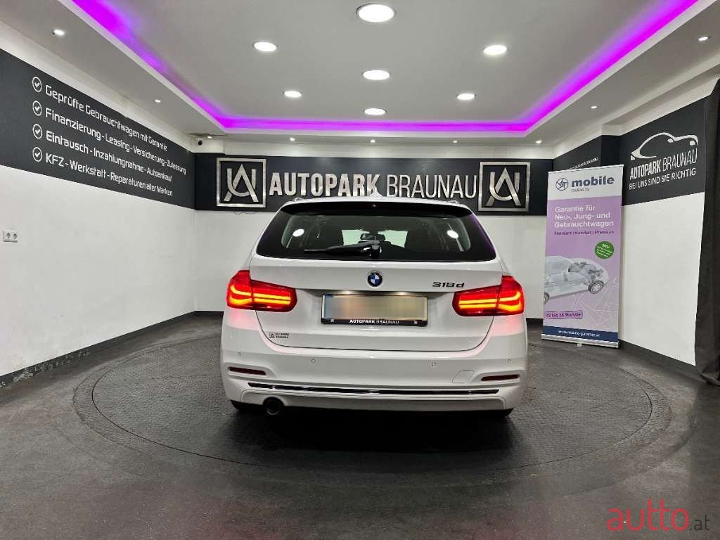 2016' BMW 3Er-Reihe photo #5