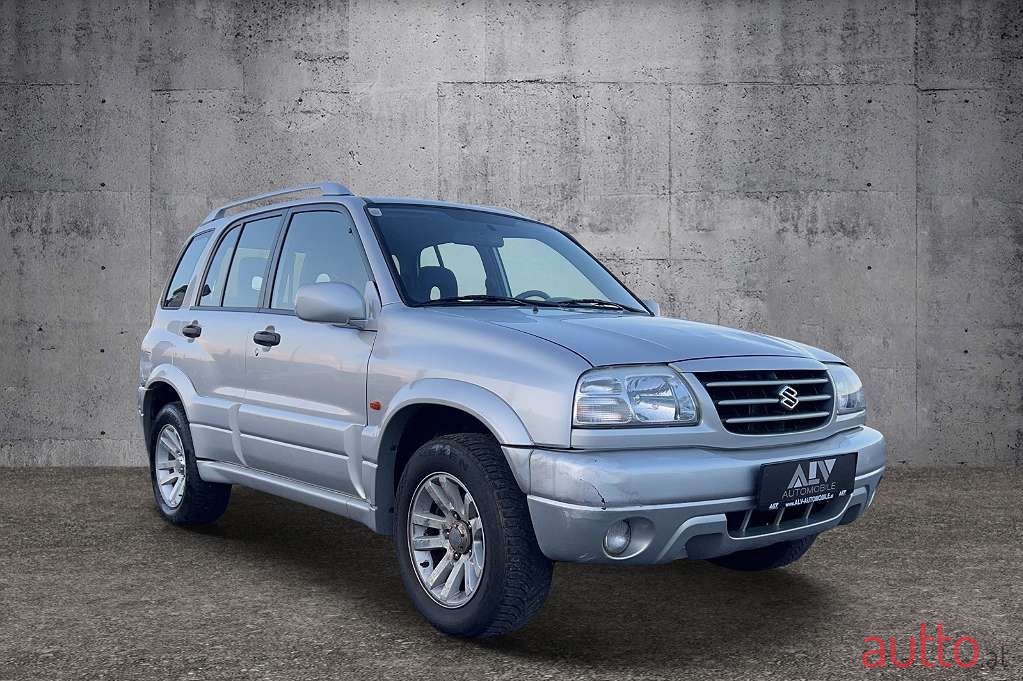 2003' Suzuki Vitara photo #1