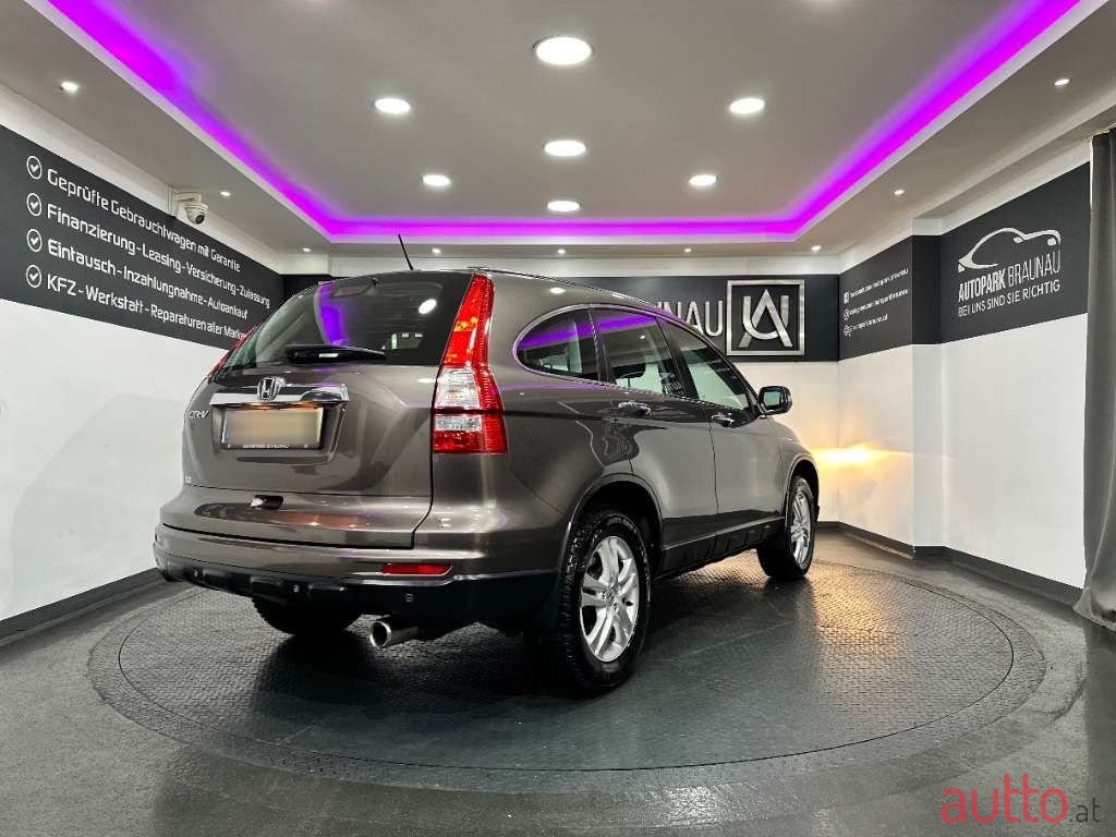 2010' Honda CR-V photo #5