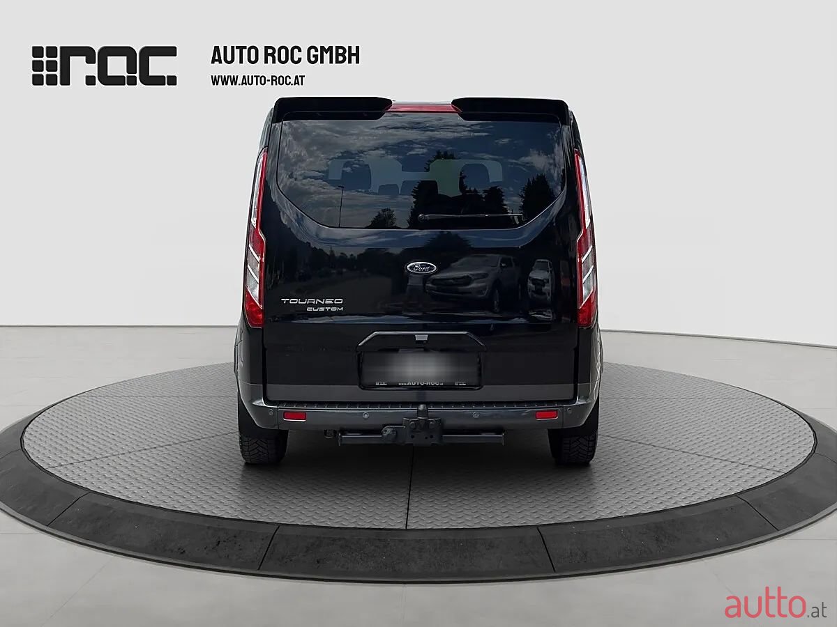 2022' Ford Tourneo photo #4