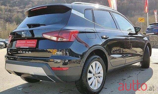2019' SEAT Arona photo #1