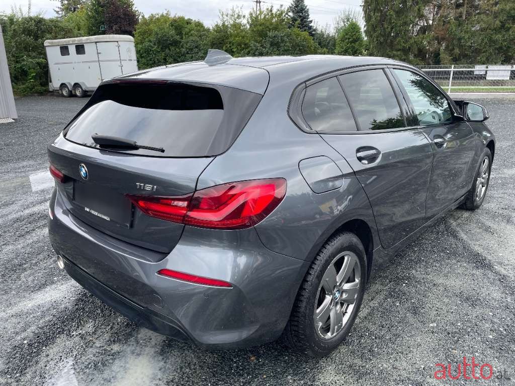 2021' BMW 1Er-Reihe photo #6