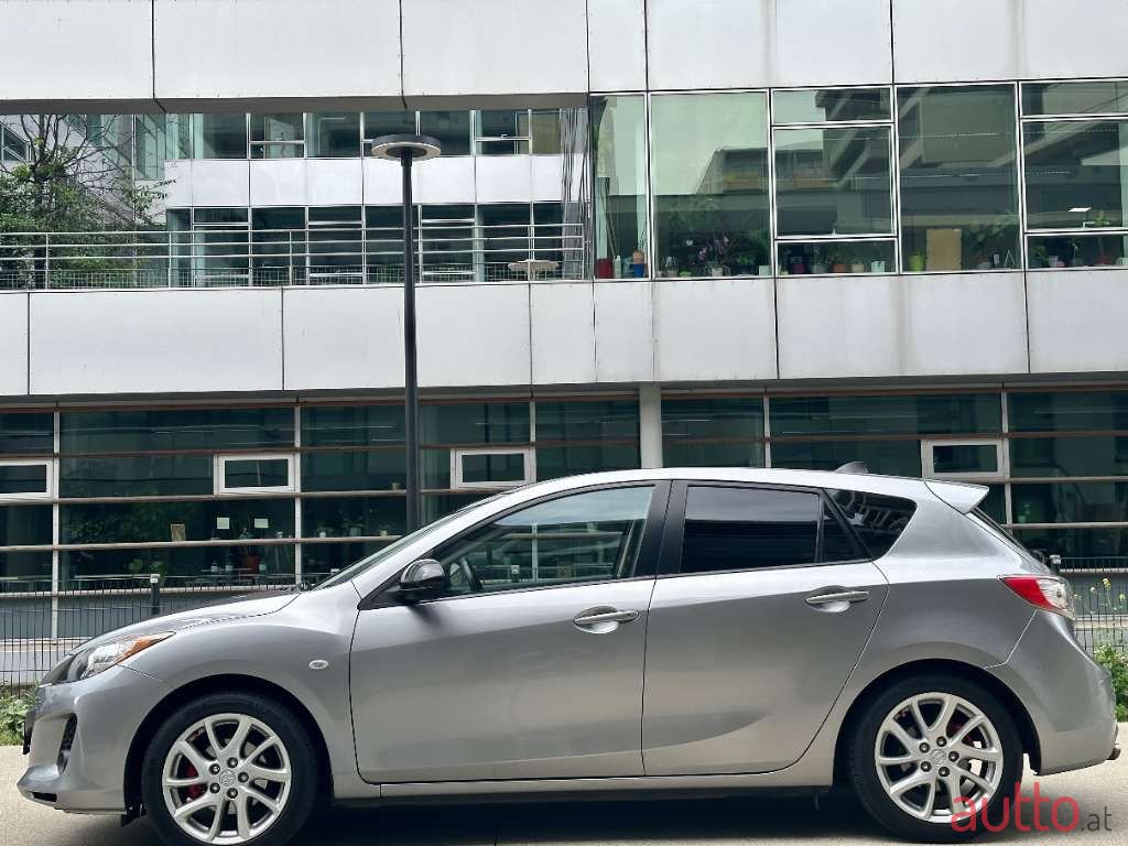 2012' Mazda Mazda3 photo #6