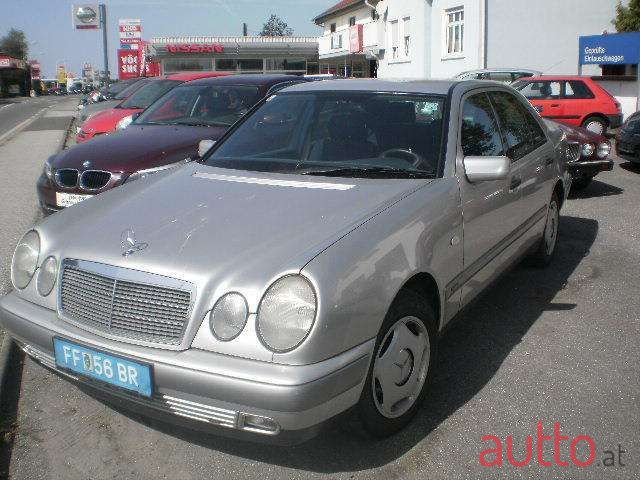 1995' Mercedes-Benz E-Klasse photo #1