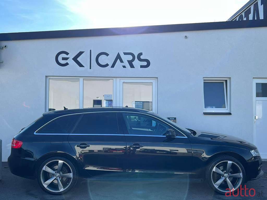 2011' Audi A4 photo #4