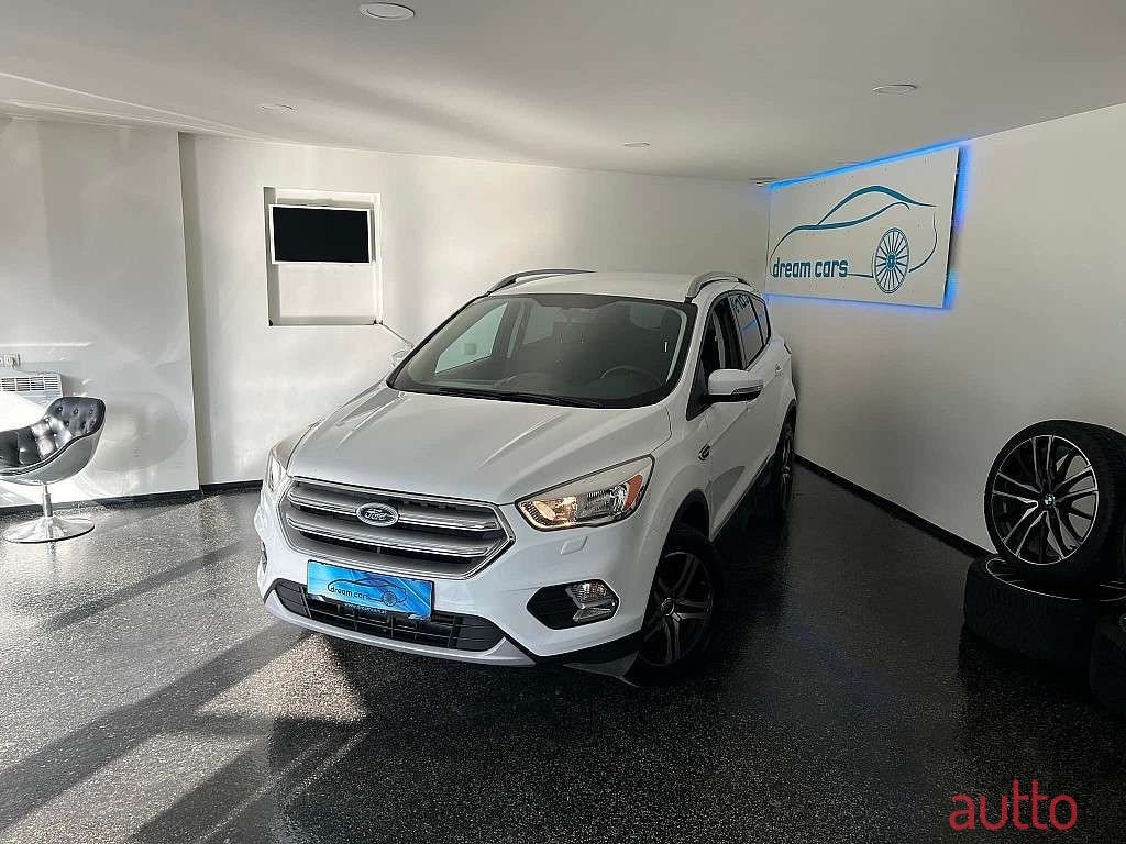 2017' Ford Kuga photo #1