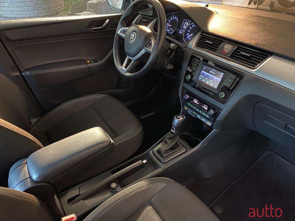 2016' Skoda Rapid photo #5