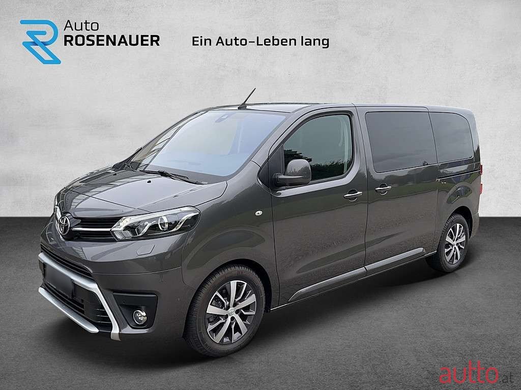 2022' Toyota ProAce photo #1
