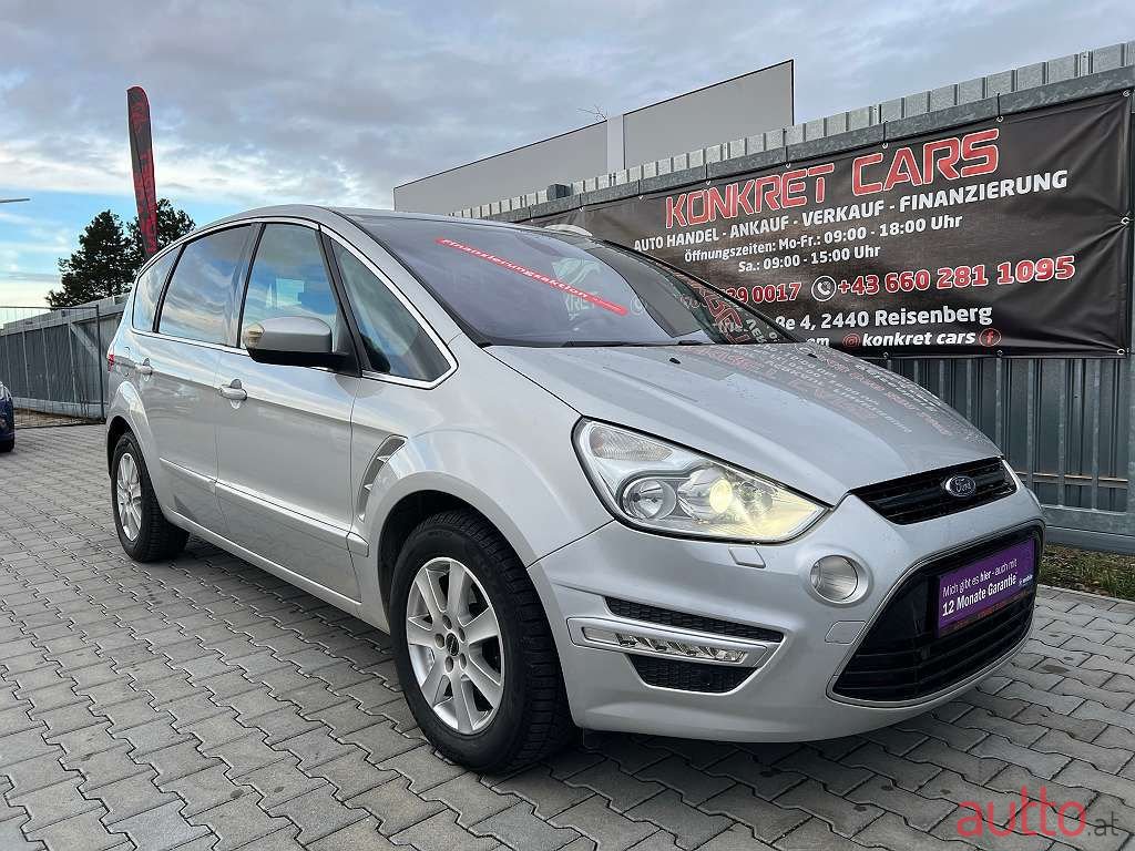 2011' Ford S-Max photo #2