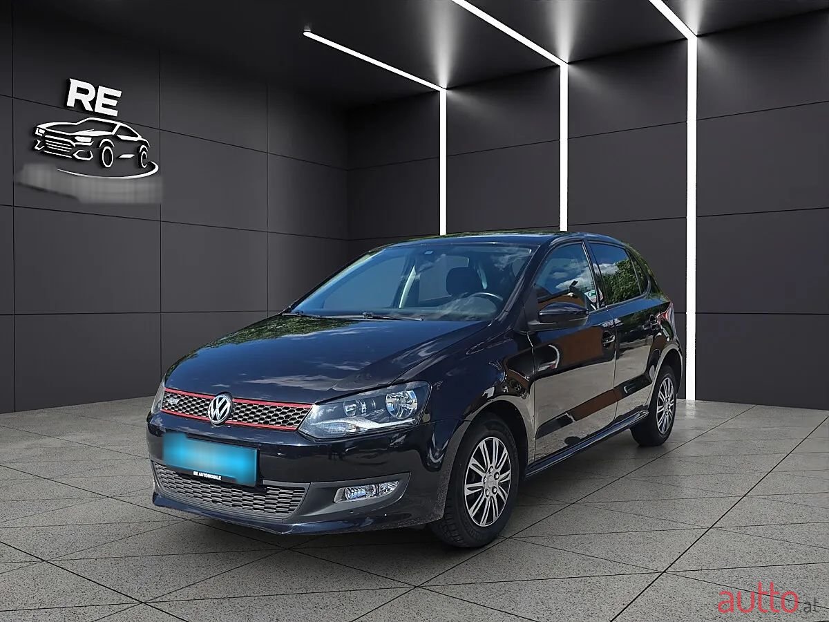 2013' Volkswagen Polo photo #1